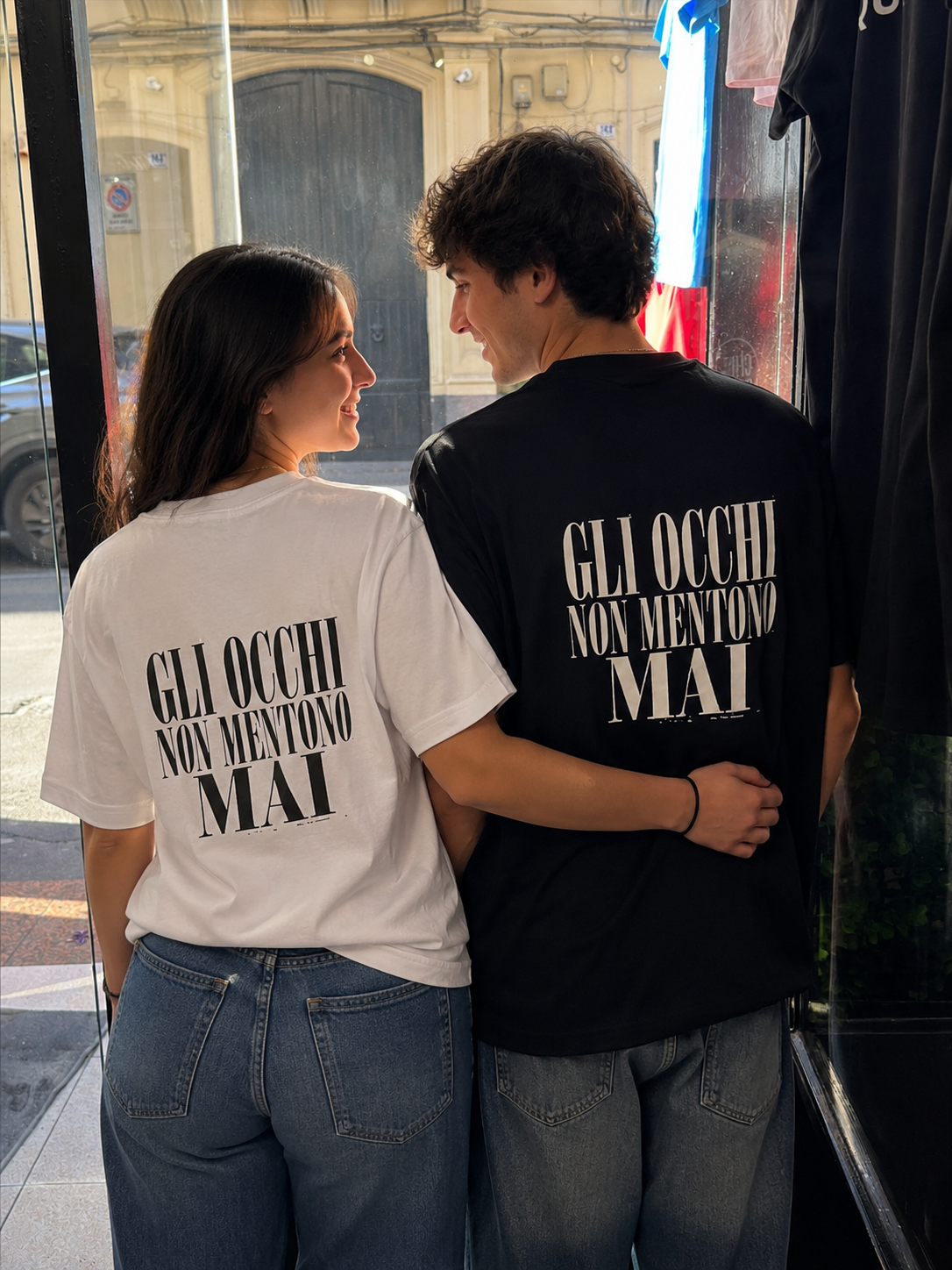 T-shirT GLI OCCHI NON MENTONO MAI