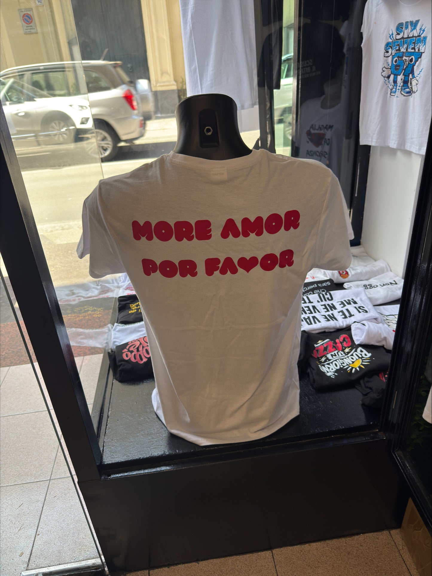 T SHIRTS  MORE AMOR PER FAVOR