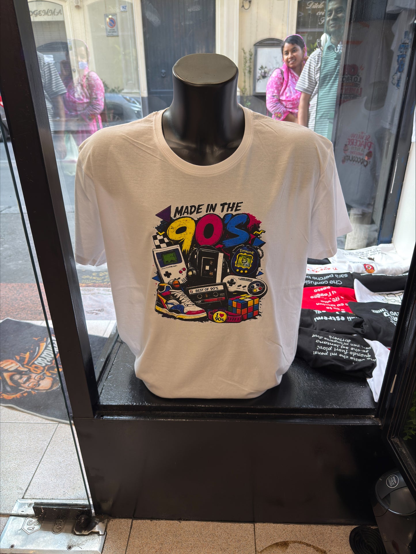 T SHIRTS MADE ANNI 90